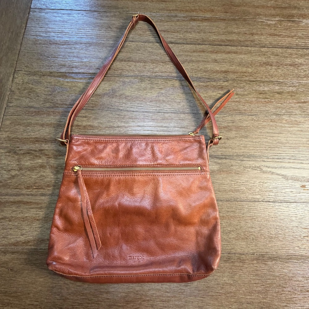 Margot New York Cognac Brown Leather Crossbody Bag Tassel Zip Pocket Adjustable